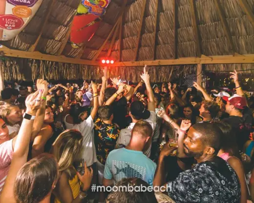 MooMba Beach Bar & Restaurant